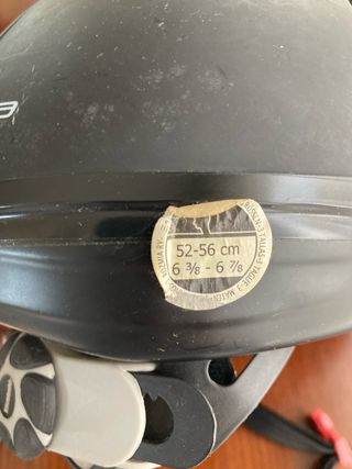 Casco de equitación negro