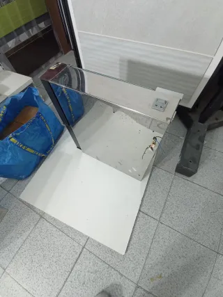 Specchio armadio da bagno inossidabile