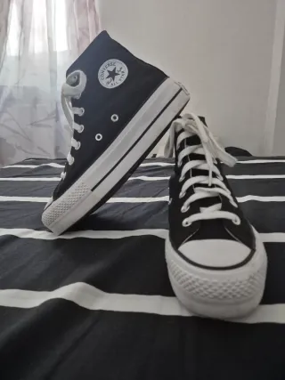 Converse plataforma negras talla 39