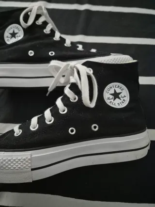 Converse plataforma negras talla 39