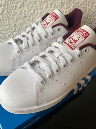 Adidas Stan Smith Blancas y Rojas