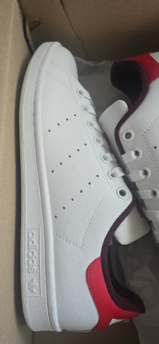 Adidas Stan Smith Talla 40 Rojas y Blancas