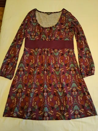 Vestido Surkana estampado manga larga