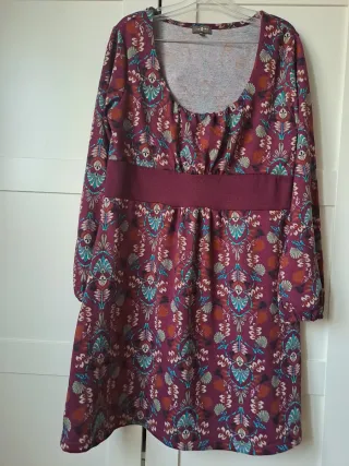 Vestido Surkana estampado manga larga