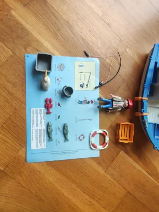 Barco de pesca Playmobil con accesorios