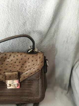 Bolso Uterque Piel Marrón y Dorado