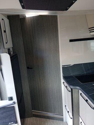 Mc Louis MC4 881 2026