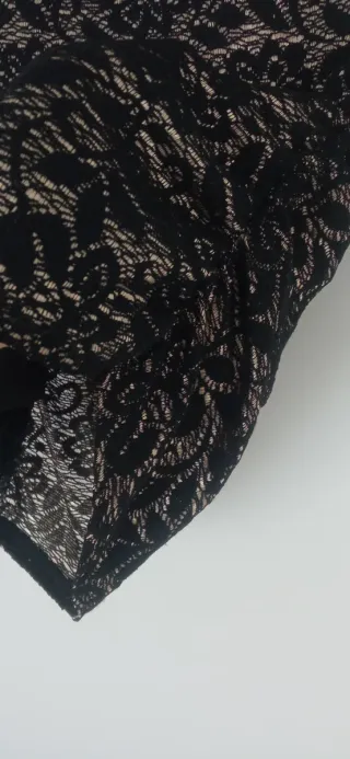 Elegante top Negro y Dorado