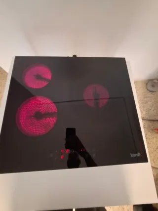 Vitrocerámica Kunft 3 fuegos