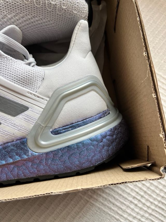 Adidas Ultraboost 20