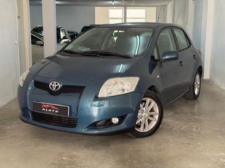 Toyota Auris 2.0
