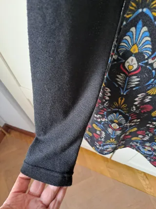 Vestido Surkana cuello alto estampado