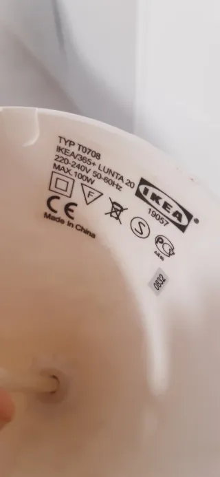 Lámpara colgante Ikea blanca