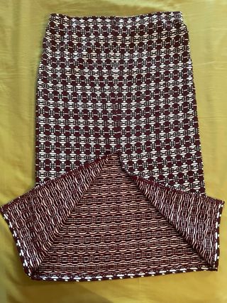 Falda tubo estampada talla M