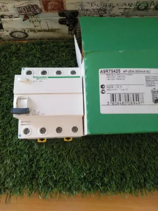 Interruptor Diferencial Schneider 25A 300mA