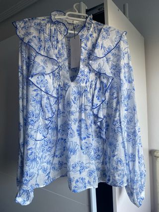 Blusa Zara Talla L Estampado Floral Azul