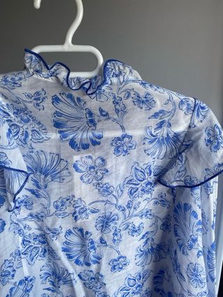 Blusa Zara Talla L Estampado Floral Azul
