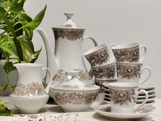 Juego café porcelana Santa Clara, años 70