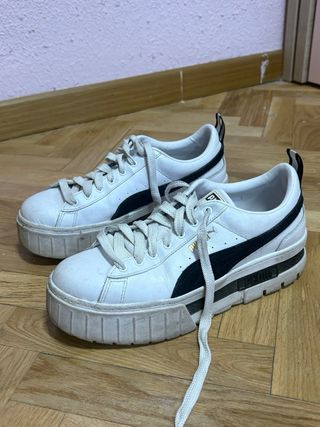 Zapatillas Puma Blancas y Negras