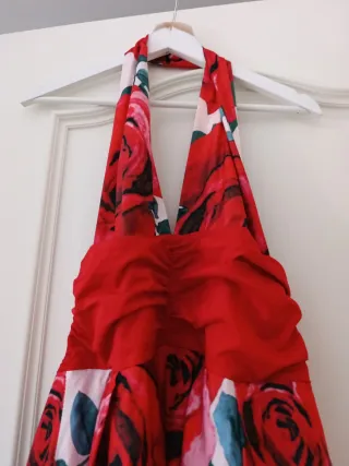 Vestido de fiesta rojo y blanco