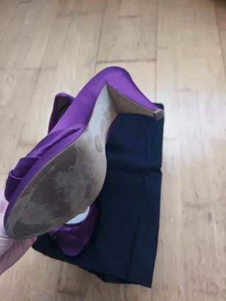 Zapatos de tacón Zara morados