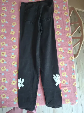 Pantaloni neri con Topolino e Minnie 8 anni