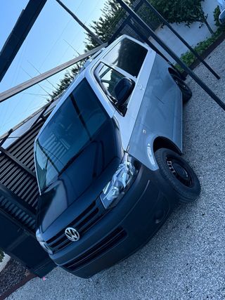 Volkswagen Transporter T5.2 camperizada