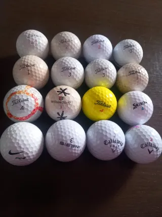 Pelotas de golf 16