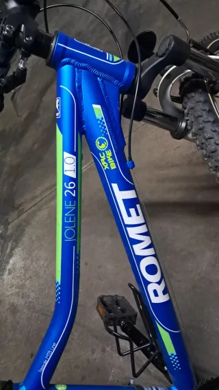Bicicleta azul Romet 26 pulgadas