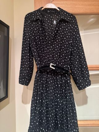 Vestido Zara lunares negro talla XS