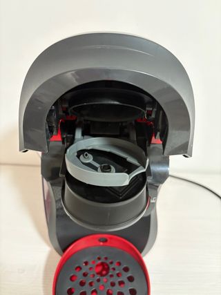 Cafetera Bosch Tassimo Roja y Negra