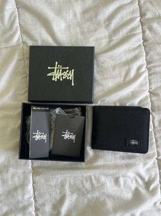 Cartera Stussy Negra