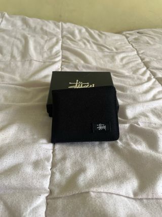 Cartera Stussy Negra