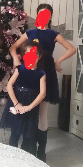 Vestido de fiesta azul para niña