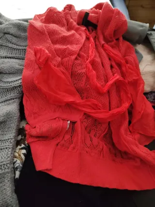 Lote Ropa Talla M: Jerseys y Abrigos