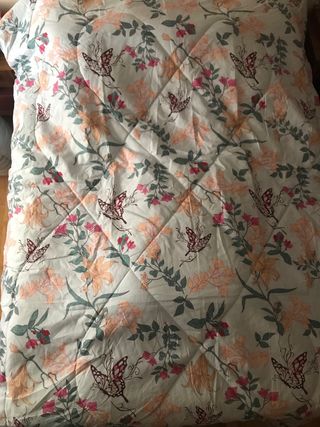 Dos edredones cama 90 flores y mariposas