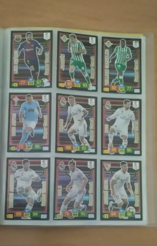 Álbum 100% completado de Adrenalyn 2018-2019