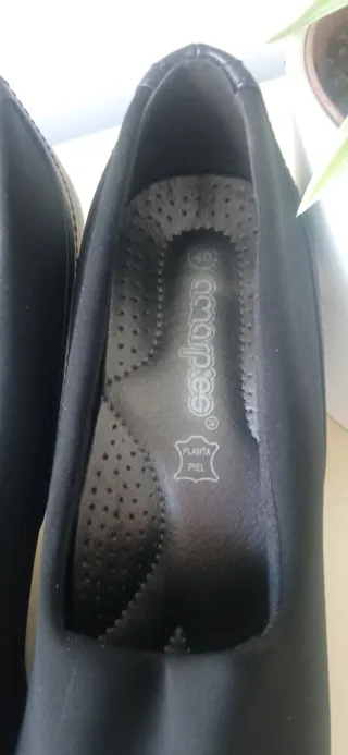 N° 40 Zapatos negros tacón