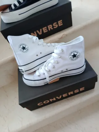 Converse All Star Botas Negras y Blanca