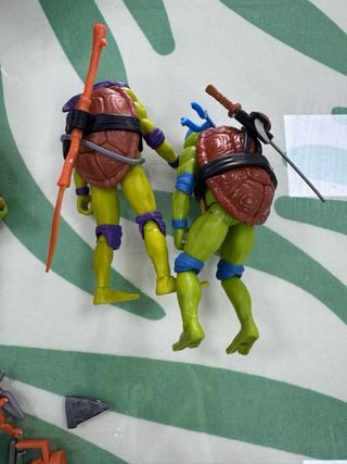 Furgoneta Pizza Tortugas Ninja + 4 Figuras