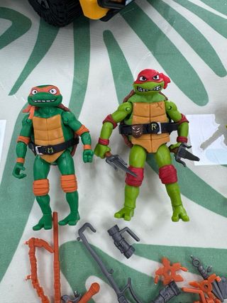 Furgoneta Pizza Tortugas Ninja + 4 Figuras