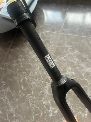 Horquilla Canyon CF F38-RD Carbono