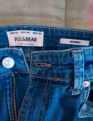 Pantalones Vaqueros Desgastados Pull&Bear