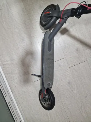 2 Patinetes Eléctricos