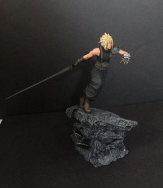 Figura Cloud Final Fantasy