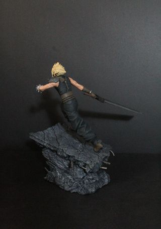 Figura Cloud Final Fantasy