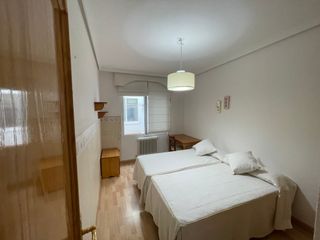 Piso luminoso y silencioso en el centro, C Garaje