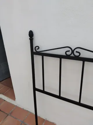 Cabecero cama metal negro 90