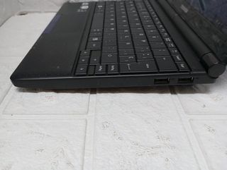 Computer portatile TOSHIBA NB500-10F (1793)