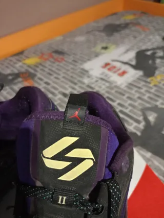 Zapatillas Baloncesto Jordan Negras Moradas